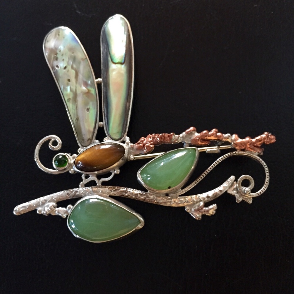 Brooch dragonfly